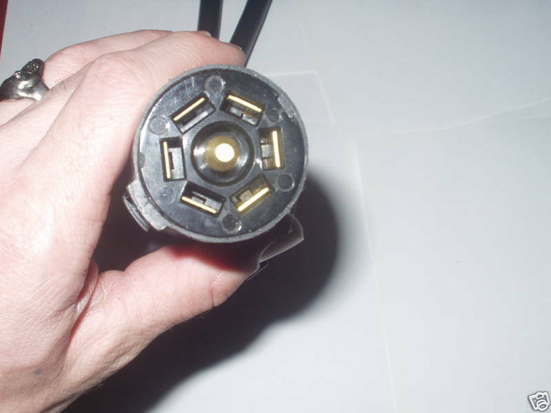 RV Camper Trailer 7-Pin Plug Y Adapter Cord - 5 Foot, 1 Male To 2 Female (1MA 2FM) With Slide-in Light