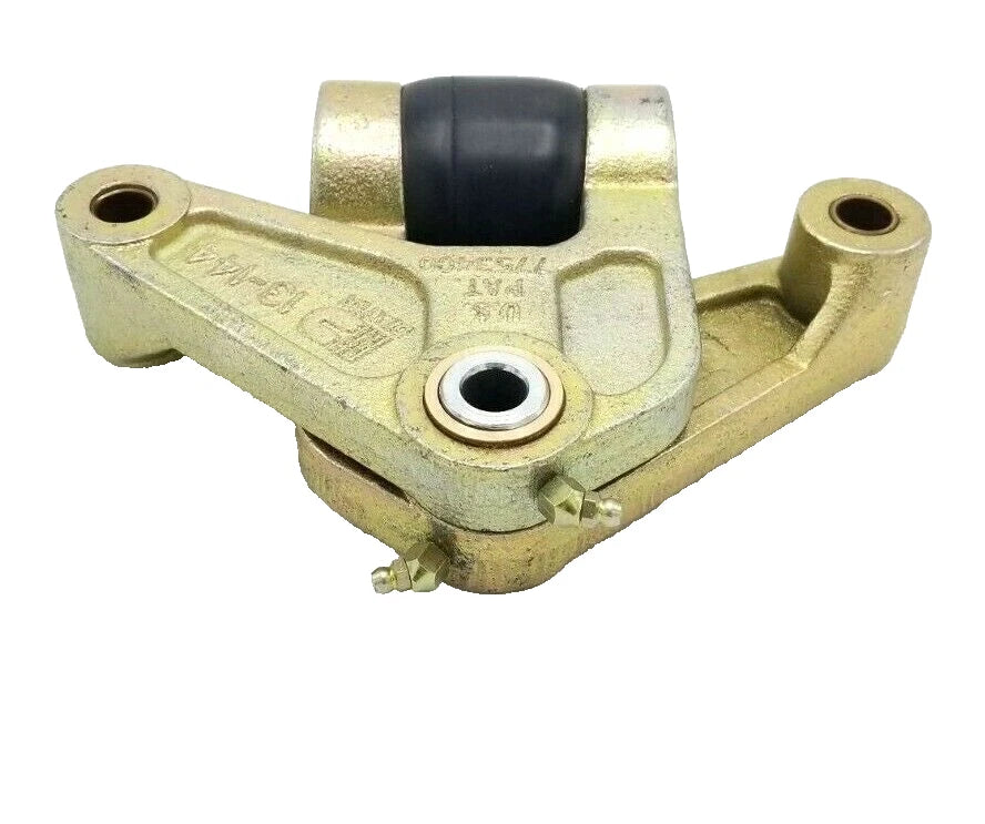Dexter E-Z Flex Rubber Equalizer Assembly | 7-3/4" x 2-7/8" | 9/16" Holes (013-144-03)