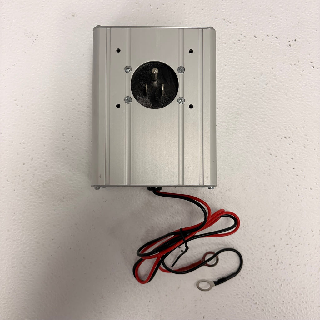 Douglas Hydraulic Manufacturing RSC-L1STP 12V Switch Mode Battery Charger for Hydraulic Lift Trailers (3805211)
