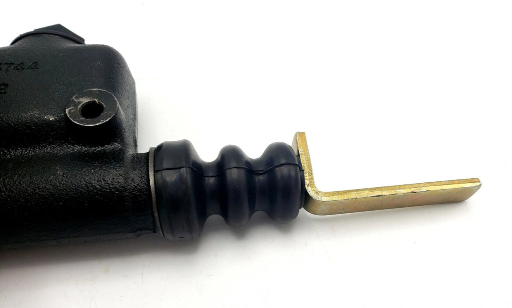 Titan Hydraulic Disc Brake Master Cylinder for Model 10 &amp; 20 Actuators (47471D)