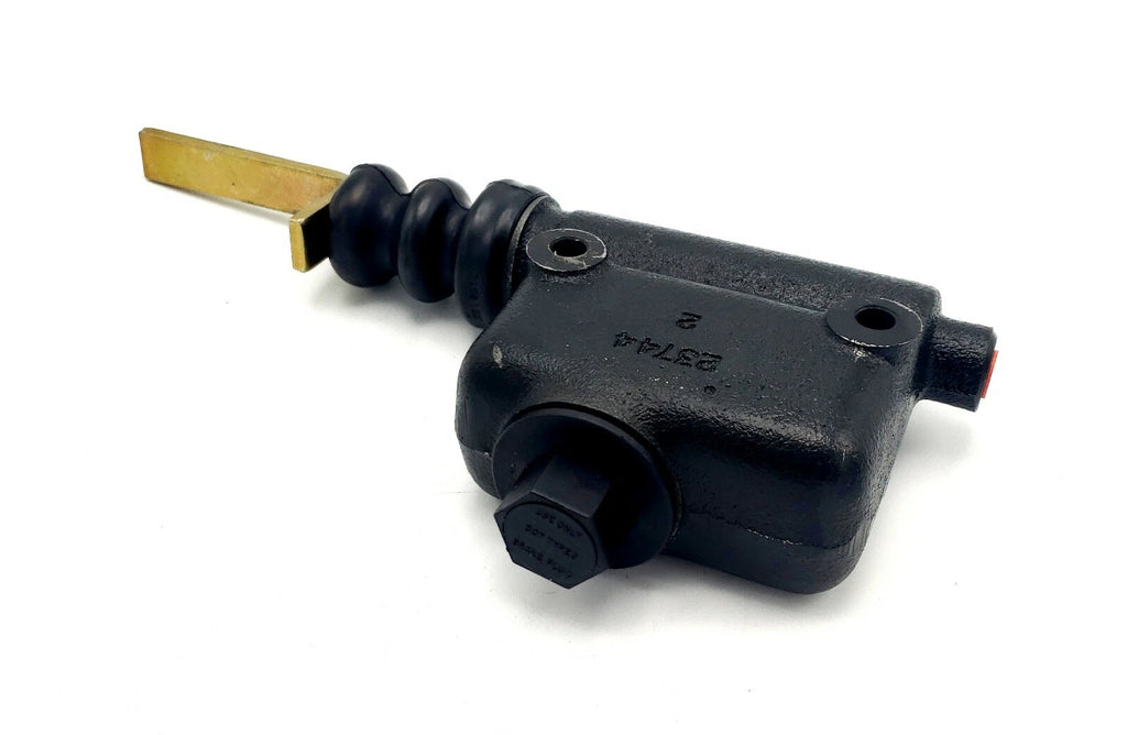 Titan Hydraulic Disc Brake Master Cylinder for Model 10 &amp; 20 Actuators (47471D)