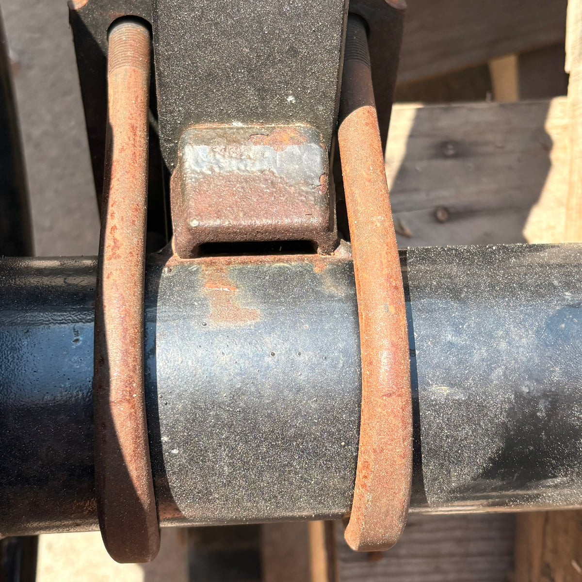 6,000 lb Straight Trailer Axle - 72.5" HF - 62.25" Spring Center - Electric Brakes - 6 Lug