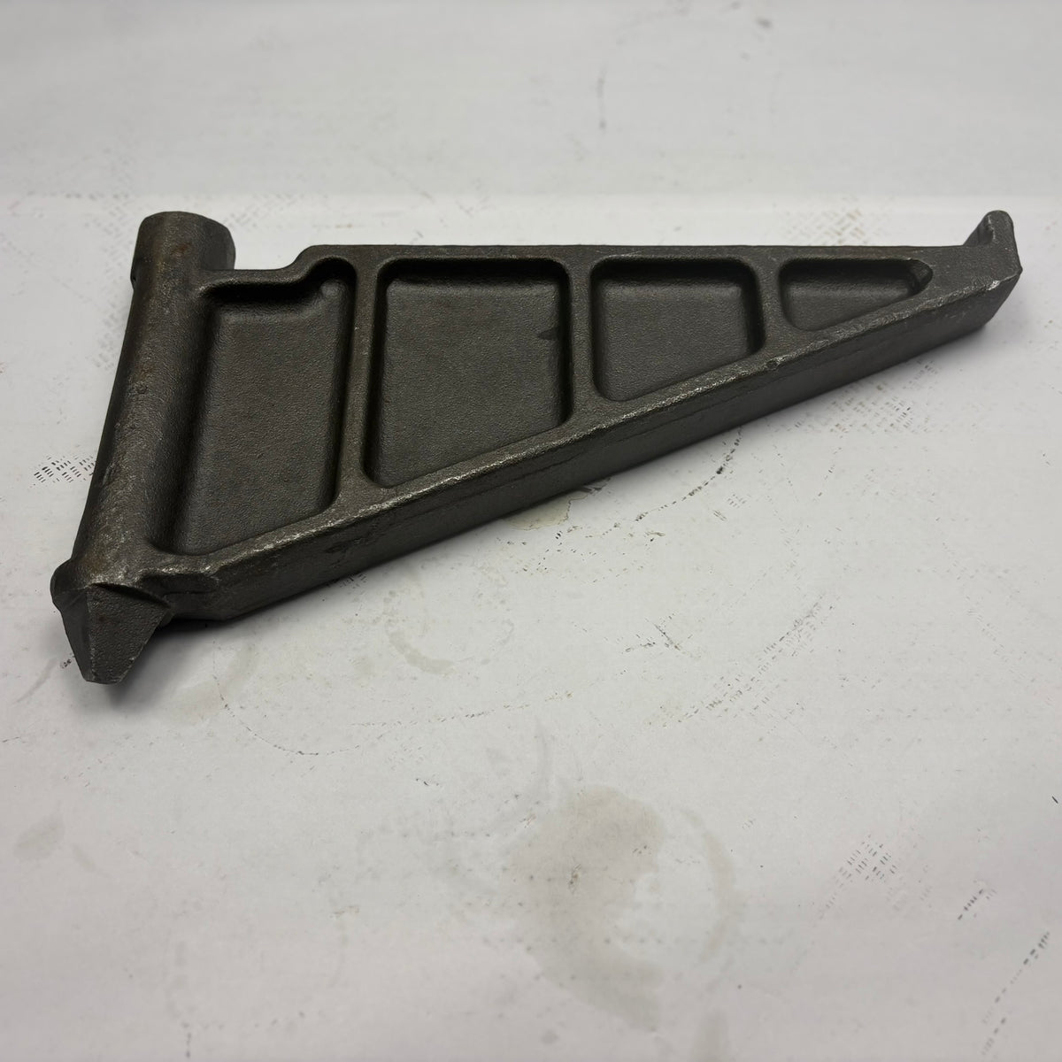 Forged 5K Outrigger Assembly with Mounting Brackets (B23515)