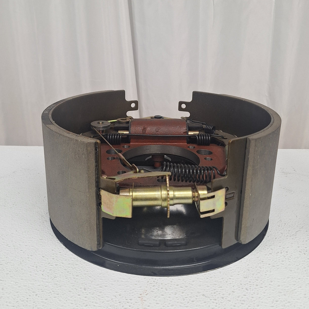 Brake, Hydraulic, 12K, 12.25" × 5", AM, 7-Bolt, Right Side (23-407 / 23-409) — (77-1212H-2)