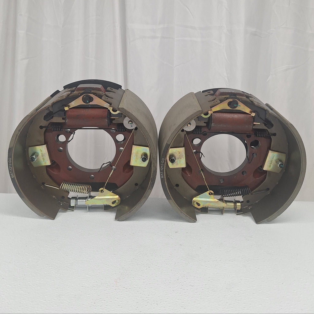 Hydraulic Brake Backing Plate Kit, 12.25" × 5", Self-Adjusting, 12K–16K Axles (Left & Right, 7-Bolt) — (77-1212H-KIT)