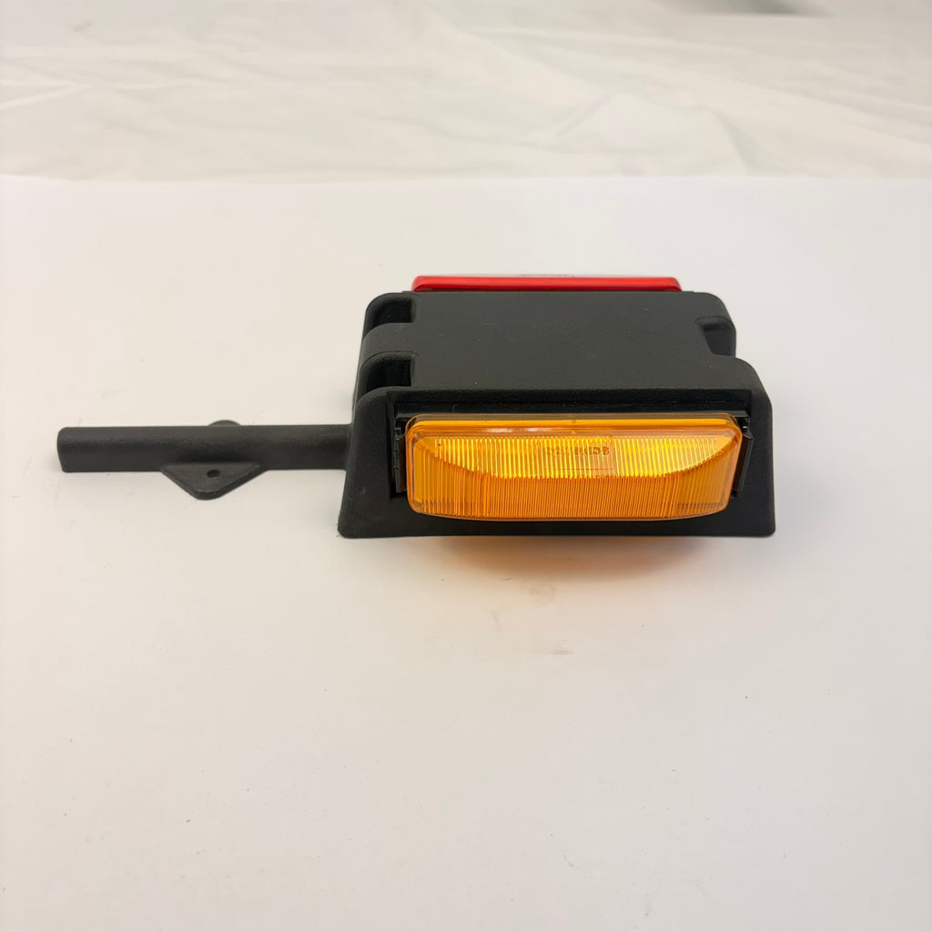 Left Fender Marker Light – Double Bulb Amber/Red (8100228)