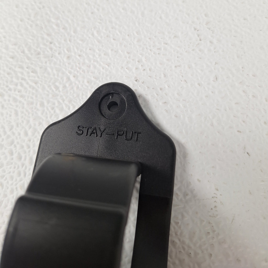 Brophy 7-Way Trailer Plug Holder with Mounting Screws (BKP7)