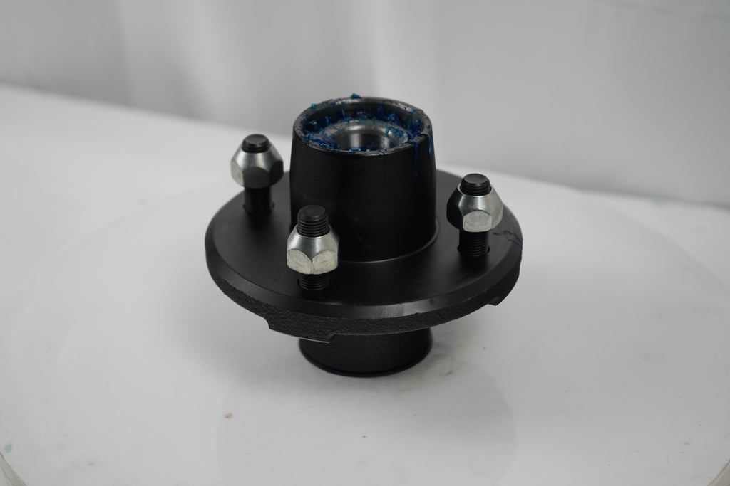 Pre-Greased Idler Hub Kit, 2K, 4 x 4, 1/2" Stud (17-100)