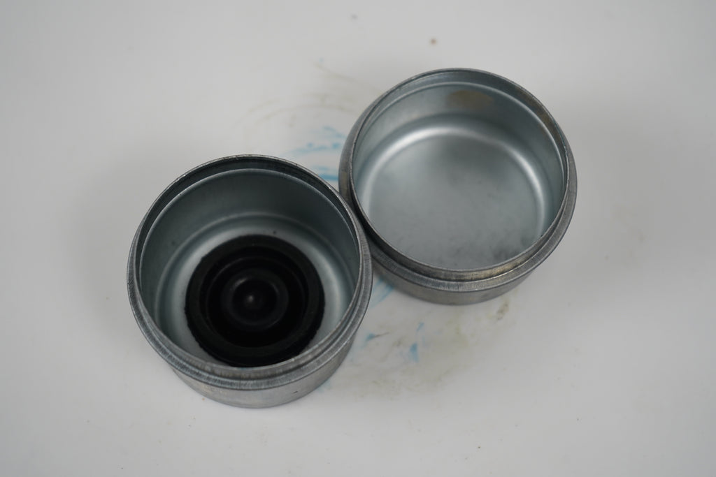 Pre-Greased Idler Hub Kit, 2K, 4 x 4, 1/2" Stud (17-100)