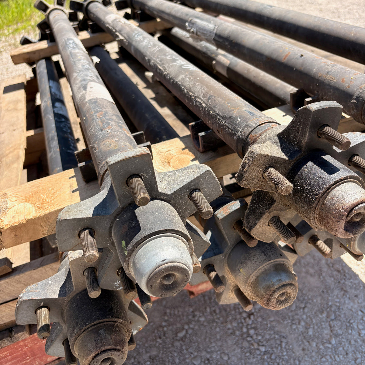 NEW Dexter 3,500 lb Axle, 50.7" HF, 30.5" SC, 2.4" Tube, Straight, 5 x 4.5 Idlers (3500-507-24-COMPLETE)