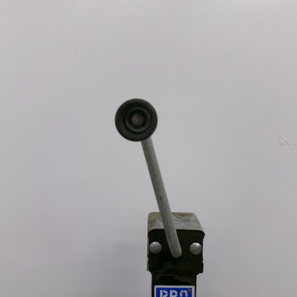 Pro Series 8,000 lb Square Pipe Mount Swivel Trailer Jack — Sidewind — 10" Lift (PS1400860383)