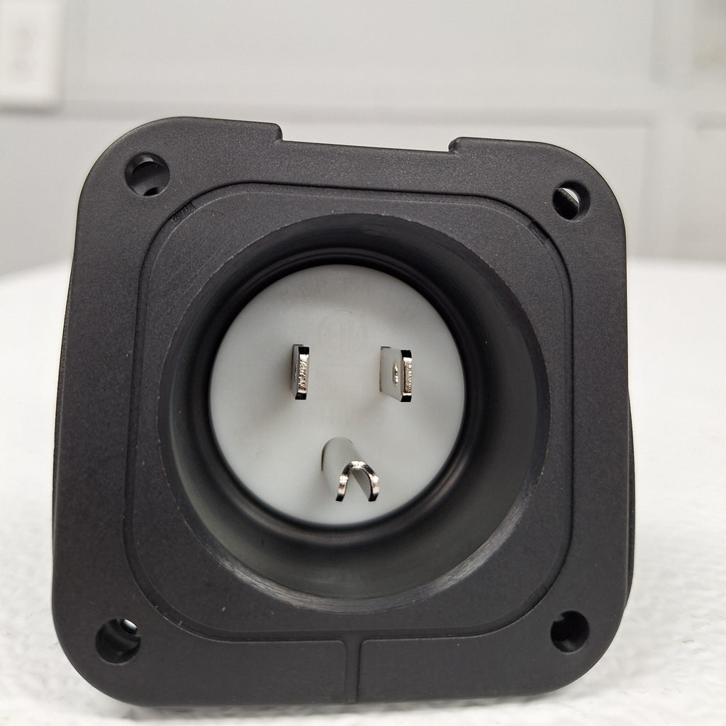 Dumble 125V 15A RV Power Inlet Port Plug – NEMA 5-15P – 2-Pole 3-Wire (RVS-811990)