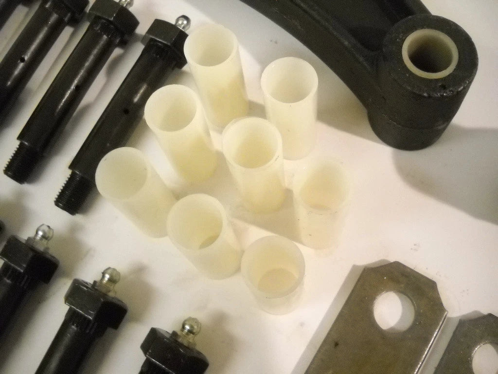 Tandem Rebuild Kit, Wet Bolts, 2.562 Shackle Straps, Eq-104, Nylon Bushings (SRK-TA-WB-104)