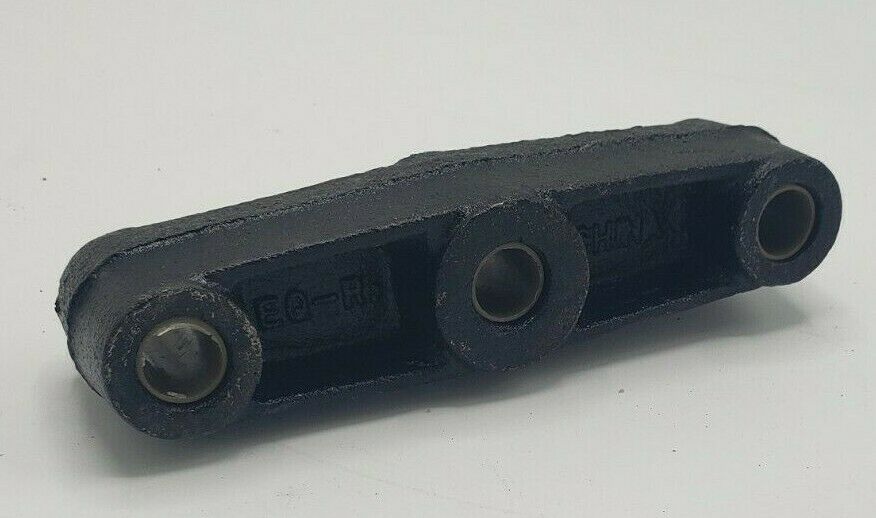 UFP Straight Trailer Leaf Spring Equalizer – 5-1/2" Bolt Centers, 9/16" Bolt Holes – Double-Eye Springs (EQ-R2)
