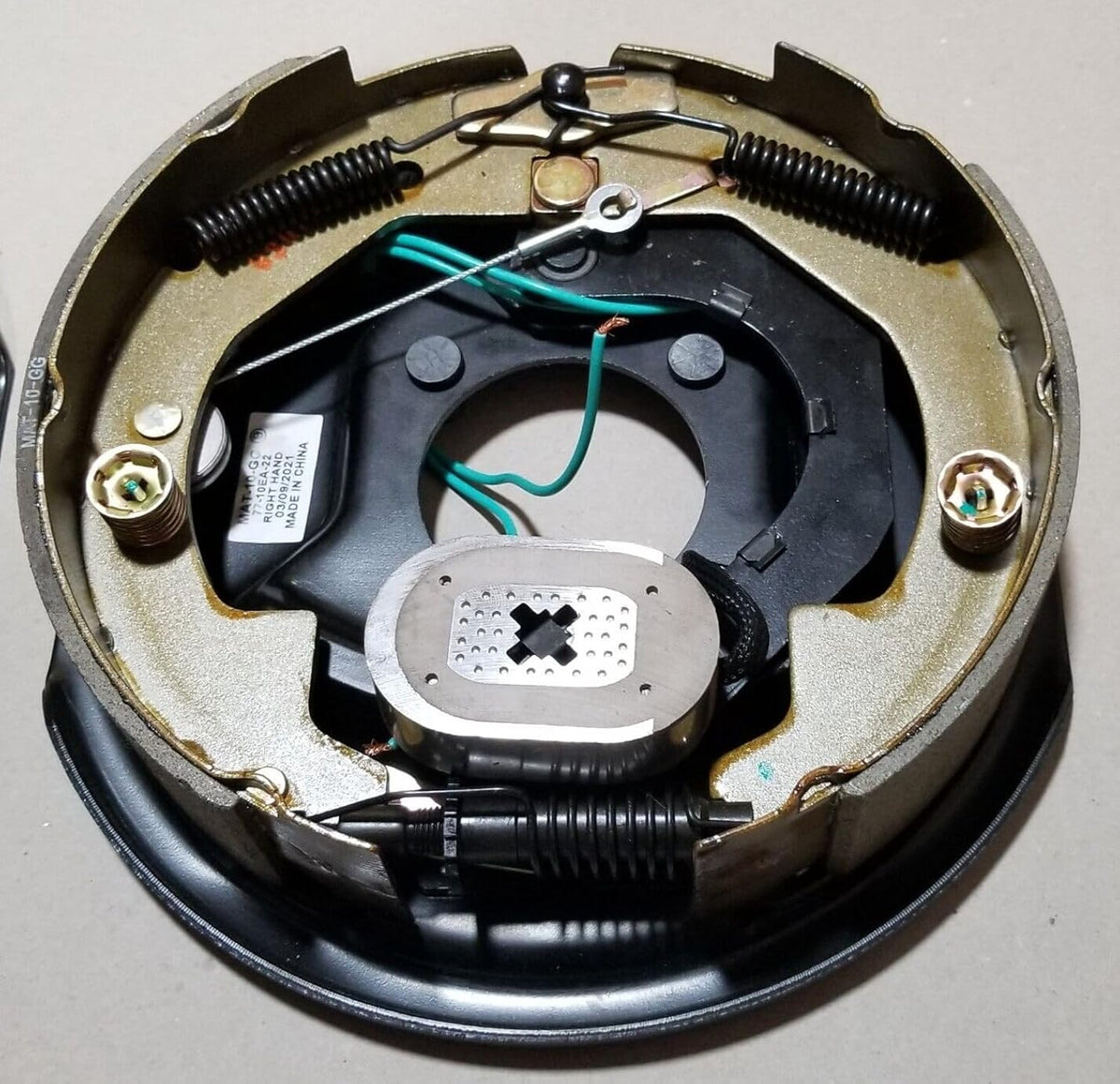 Right Trailer Backing Plate Brake Electric 10" Fits Dexter Nev-R-Adjust 3500 Self (BK-10E-02SA)