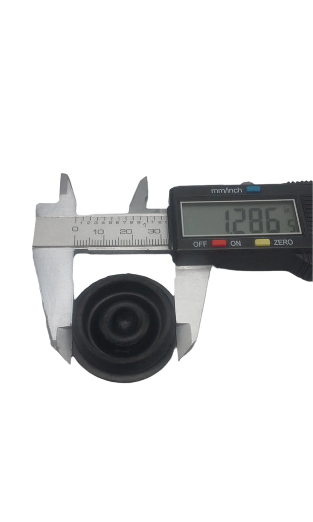 Pair - Stub Axle Replacement 2000# 5x4.5 Hubs 1.5" Flanged Round Spindles (BYOAK-545BT16FZ-KITX2)