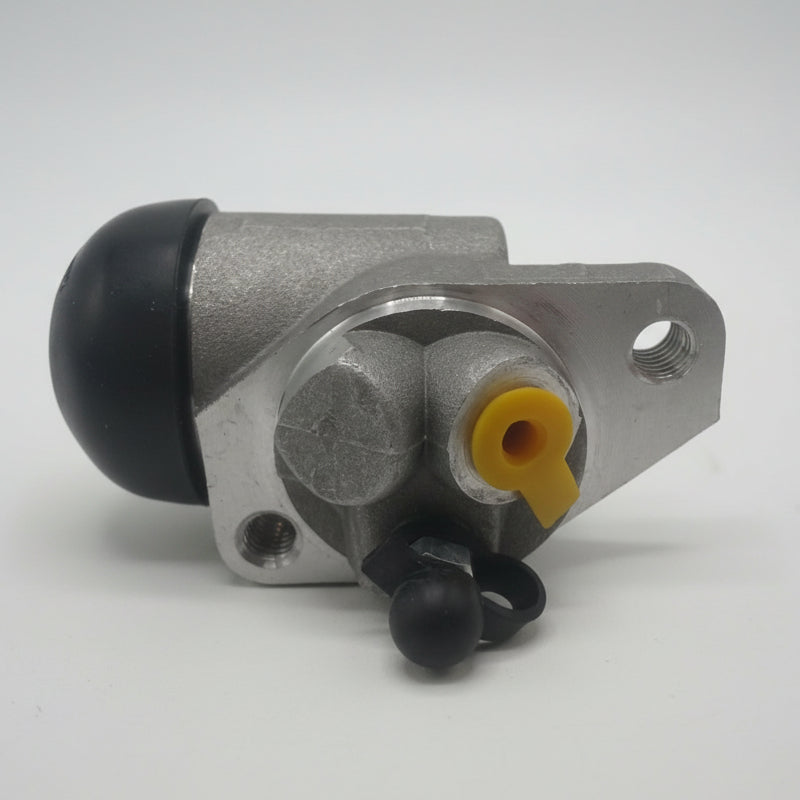 Left Hand Wheel Cylinder Assembly (9777)