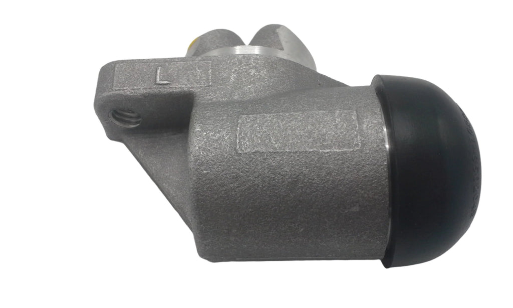 Left Hand Wheel Cylinder Assembly (9777)