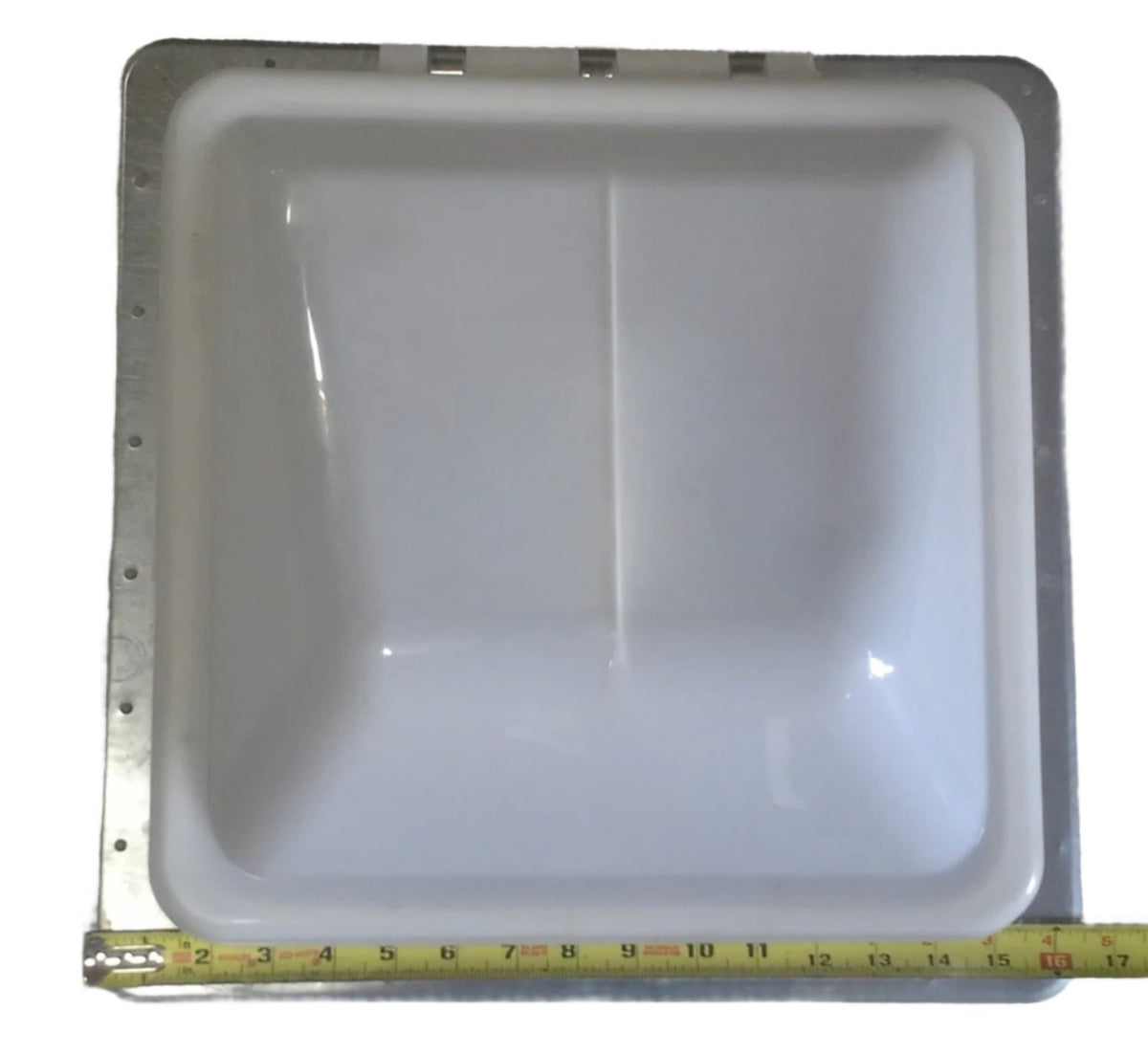 IN STORE PICKUP ONLY Complete roof vent assembly (140D)