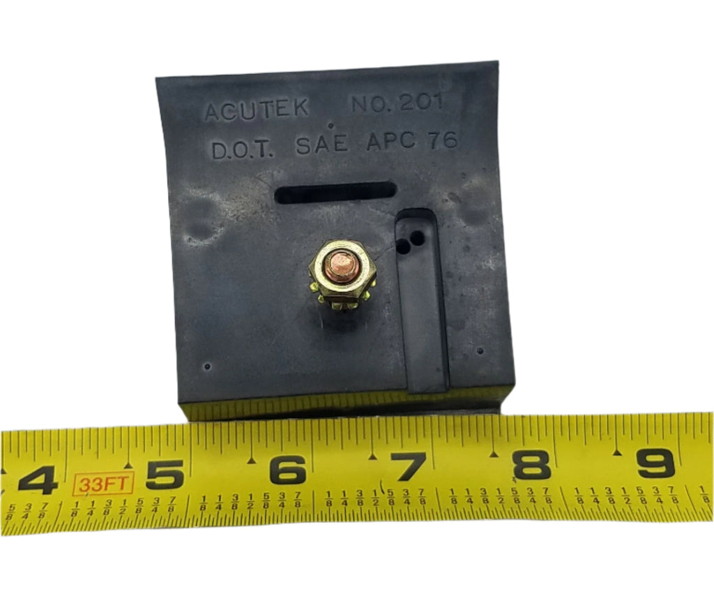 Wesbar Amber Over 80" Side Marker Light (3148)