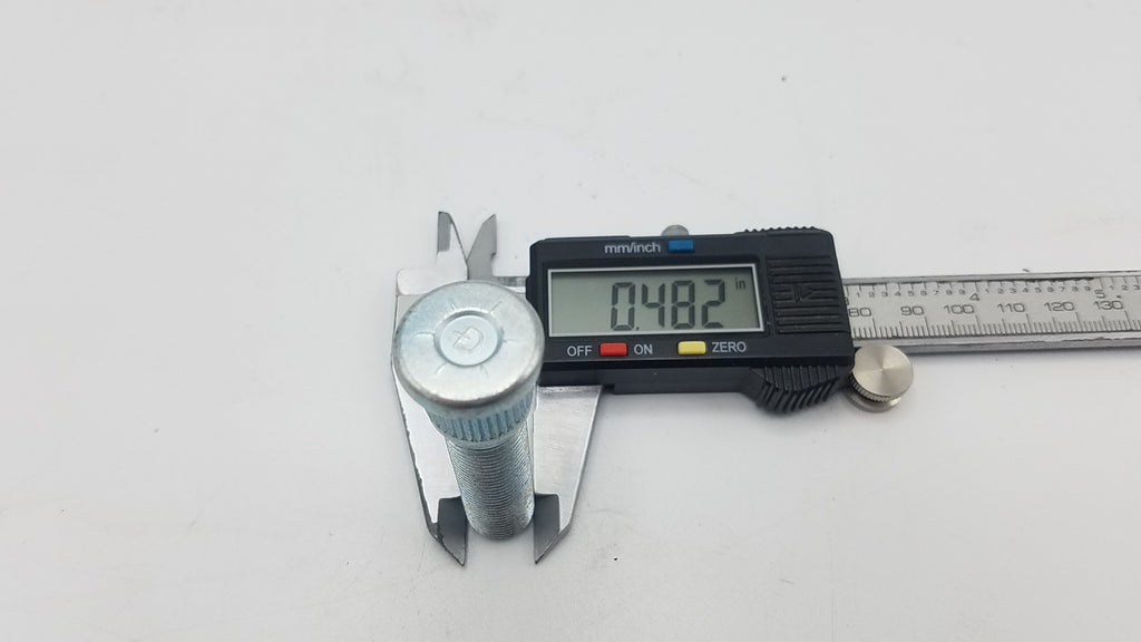 X8(EIGHT) Wheel Studs,1/2"- 2.25" long,.62 spline,1.5" long threads (7-150-LOTOF8)