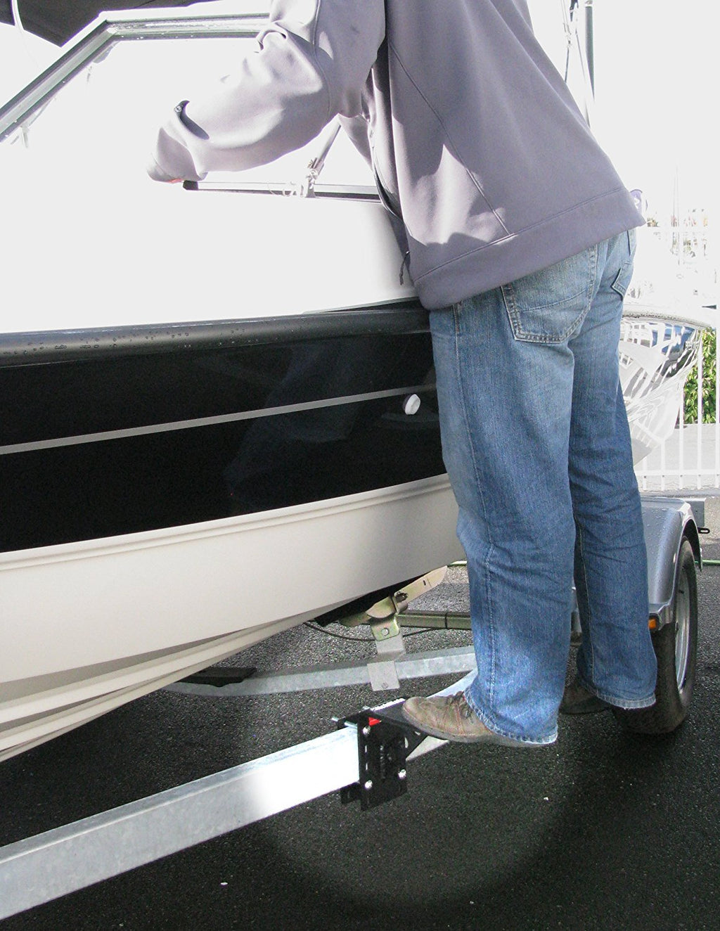 Heavy Duty IIT Powder-Coated Universal Boat/RV Utility Trailer Step – 330 lb Rated (17400)
