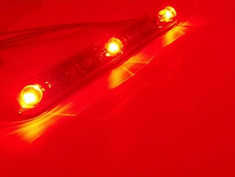 Hylite Red Light Red Lens 3 LED ID Bar for Semi Camper Truck or Trailer (221-4400-1)