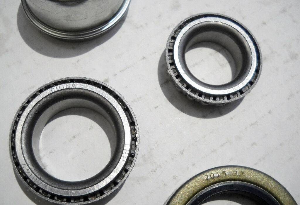 1- 5x5 Idler Hub with 3500# Bearing Kit Replace Trailer Axle fits Dexter ALKO (SH2RV550-KIT)