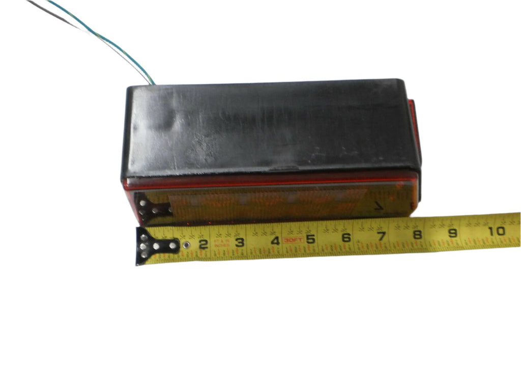 Passengers Right Curb Side 8" Submersible Over 80ft LED (285-4400-1)