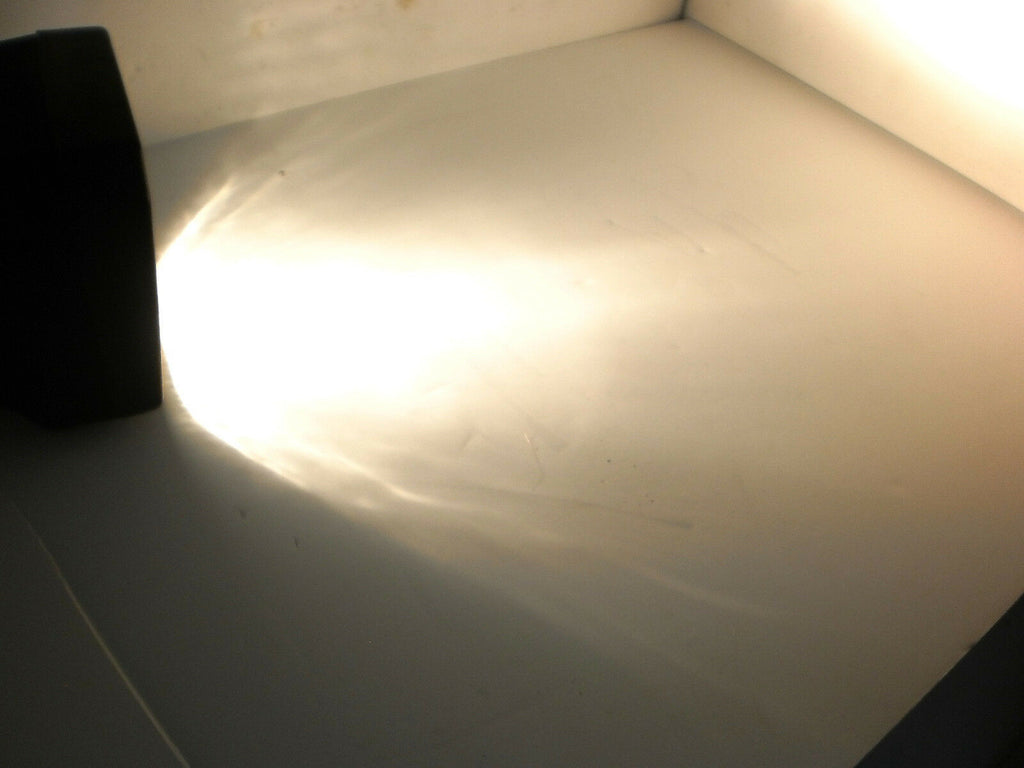Flood light 5.5"x5.5" 12volt 55 watt halogen rubber 670 (J-14670)