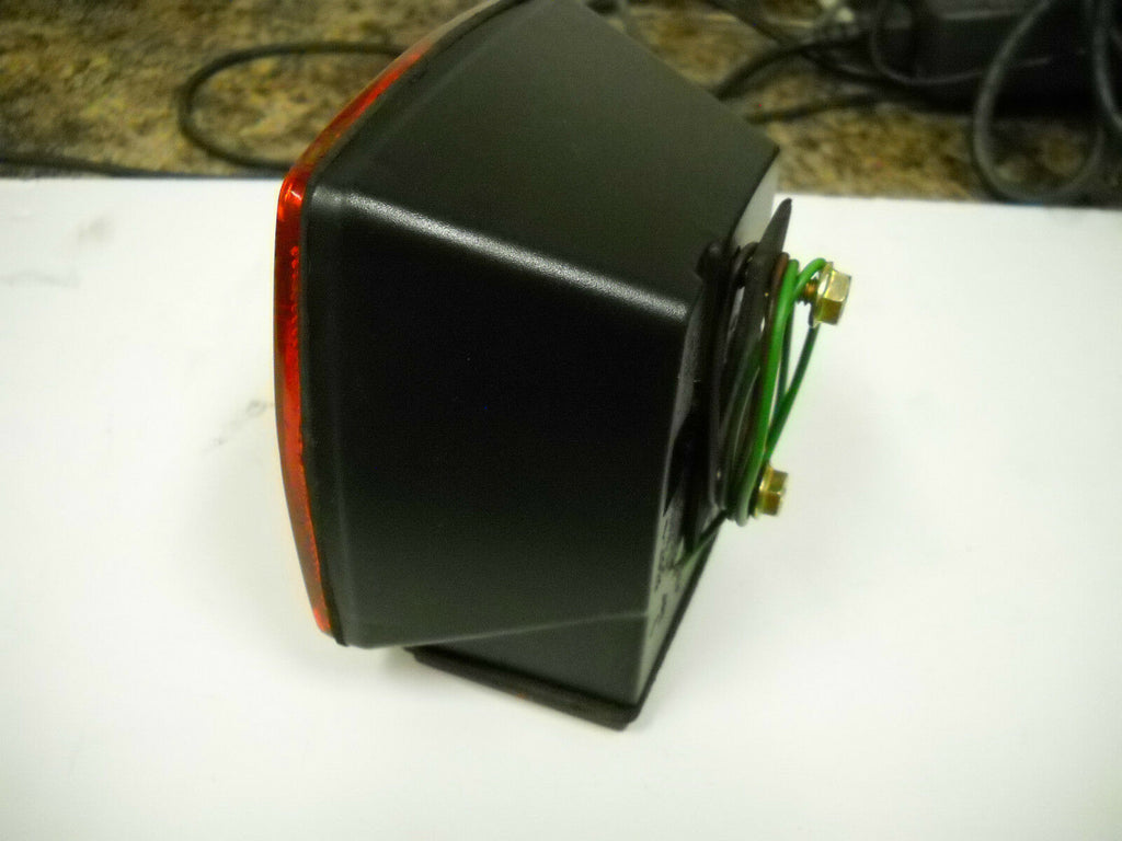 Submersible Boat Trailer Right Side Light LED Red with Red Lens truck Trailer Rv (J-24245)