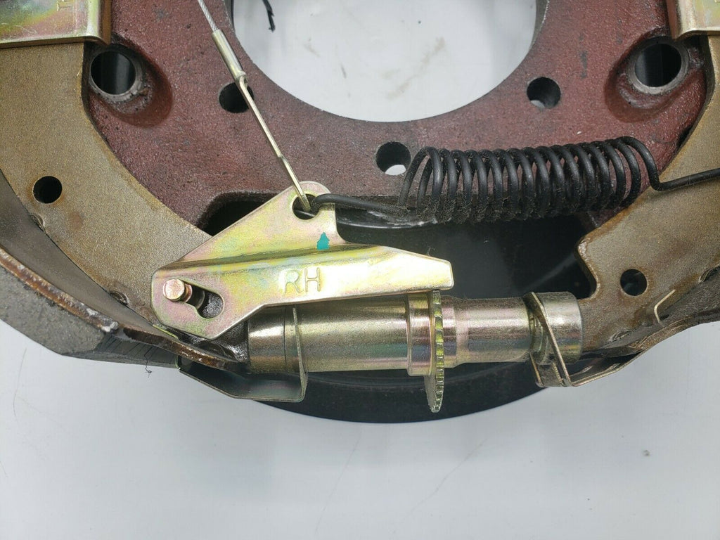 Right Hydraulic Brake Backing Plate 12-1/4 x4 Fits Dexter K23-405-00 10KHD 9-27  (77-A023-405)