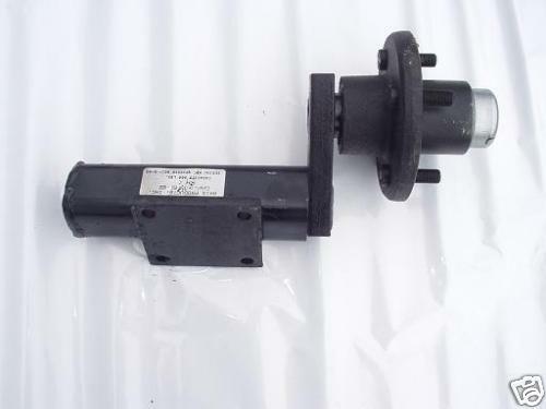 1449545 + 1449546 4 Lug